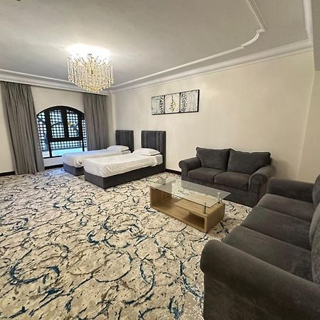 Zad Al Eman Suites Hotels Медина Номер фото