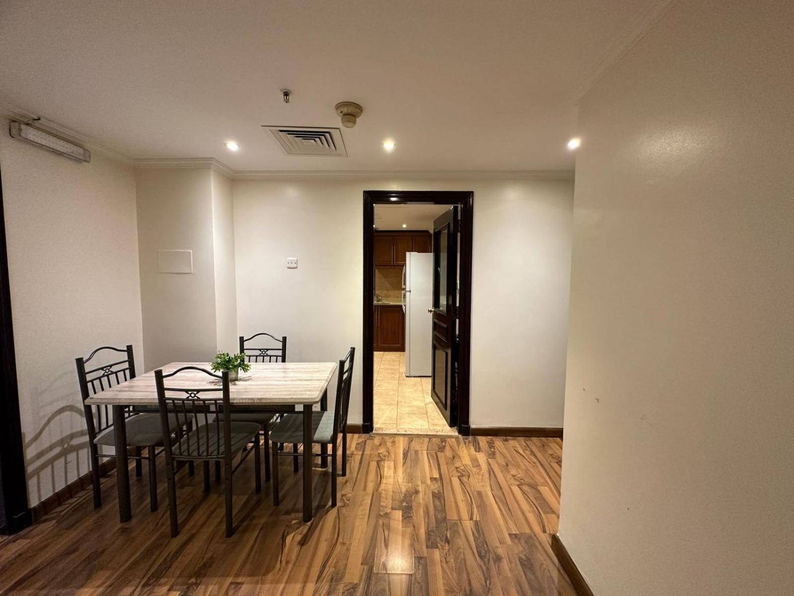 Zad Al Eman Suites Hotels Медина Номер фото