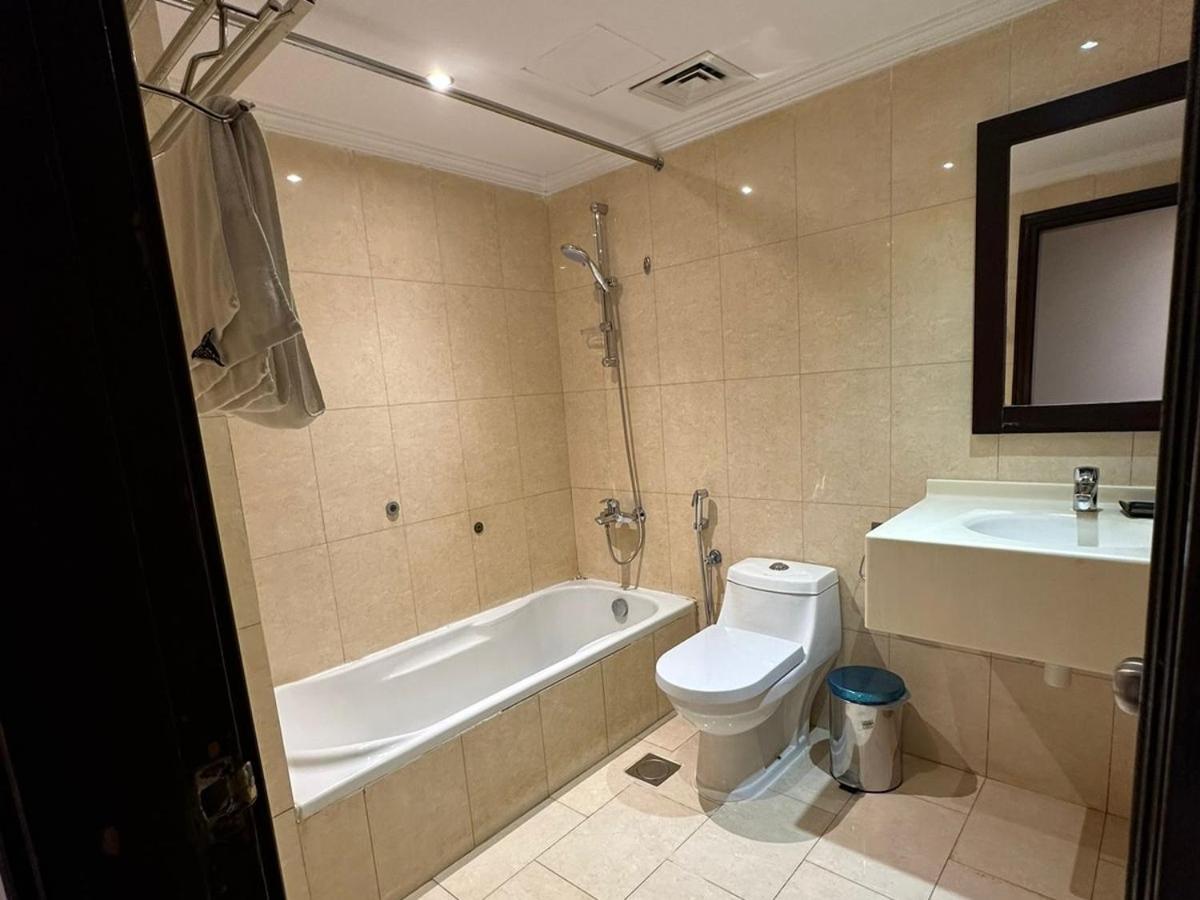 Zad Al Eman Suites Hotels Медина Номер фото